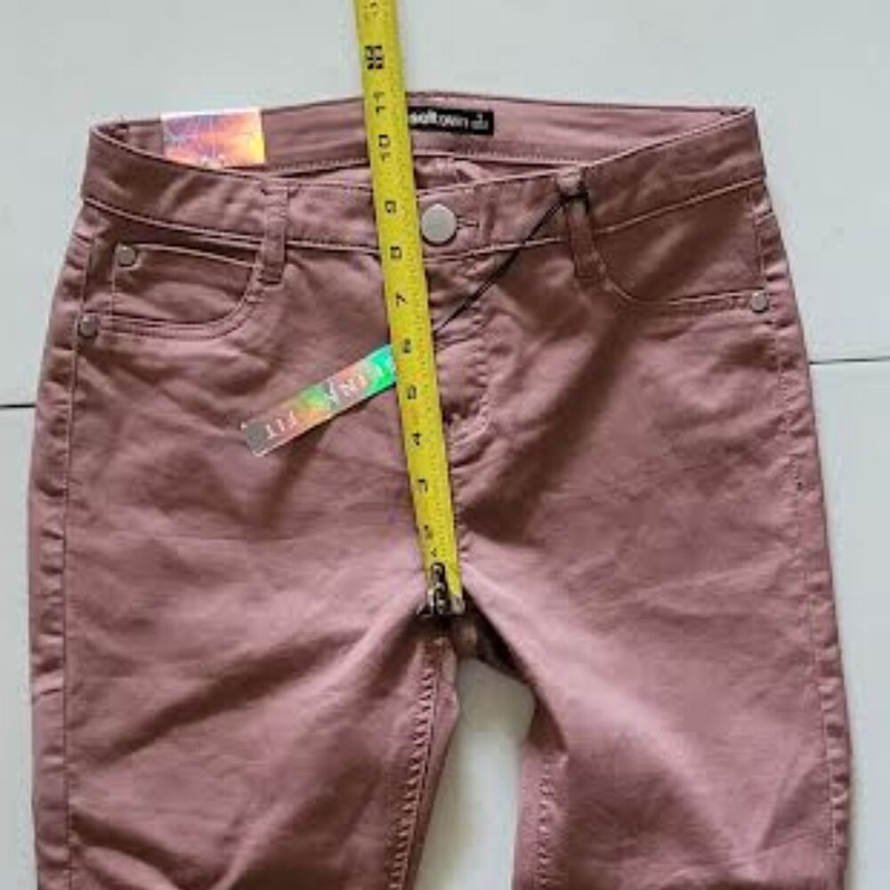 NWT Tinseltown skinny fit dusty pink women's jeans -size 7 - Picture 2 of 7